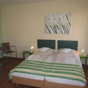Hotel Litty's