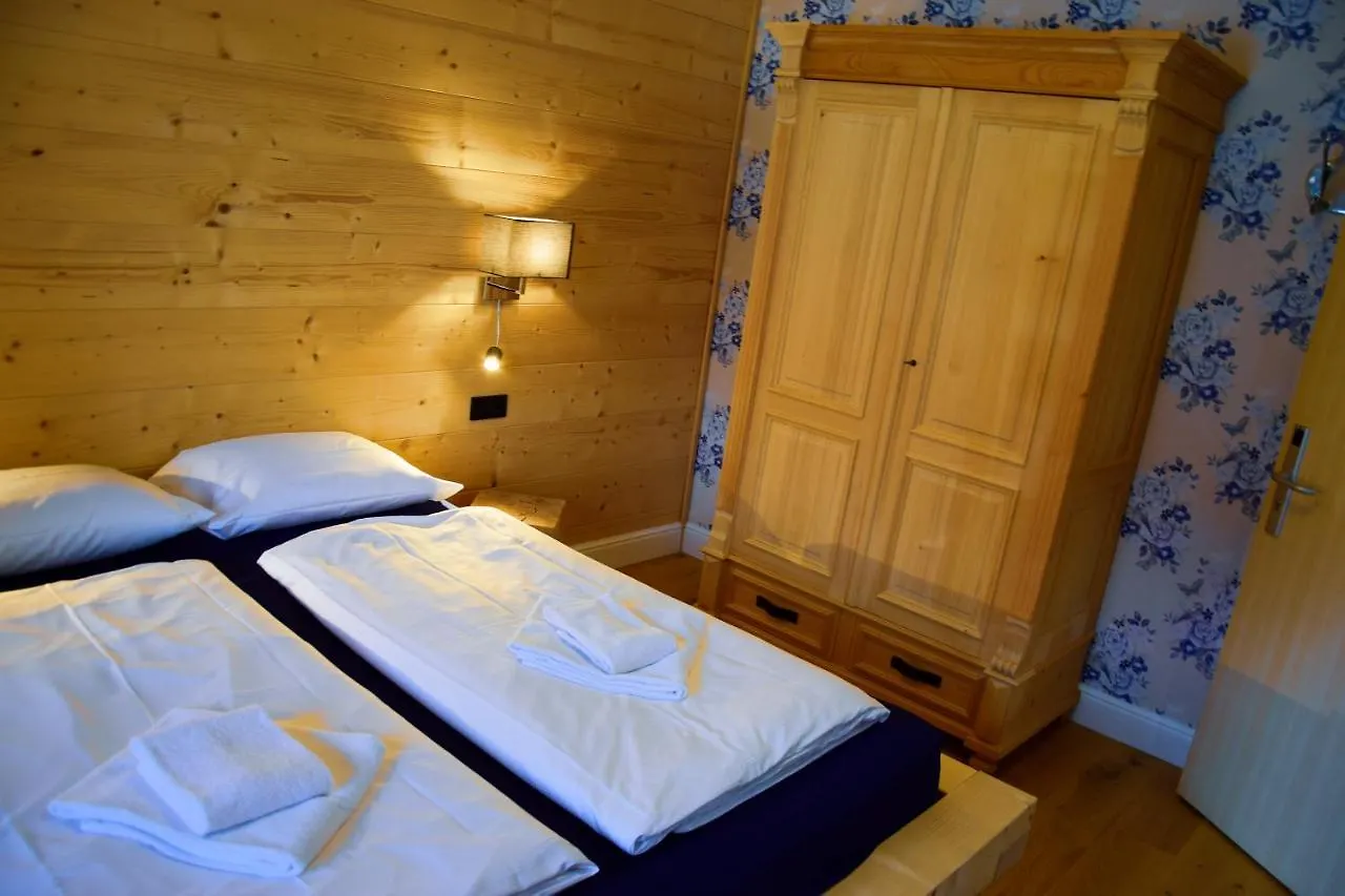 Alpenliebe - Sauna & Whirlpool - Apartments Inzell Germany